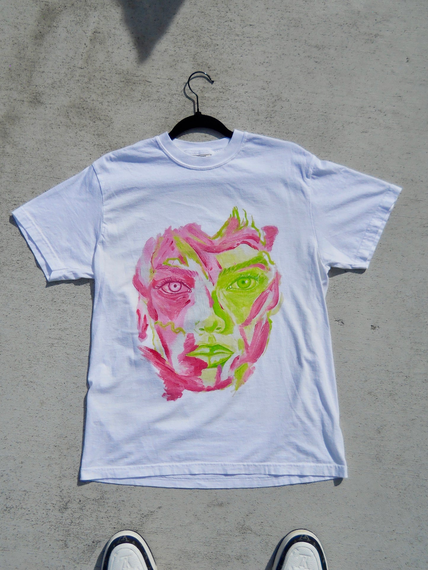 Apple Eye tee